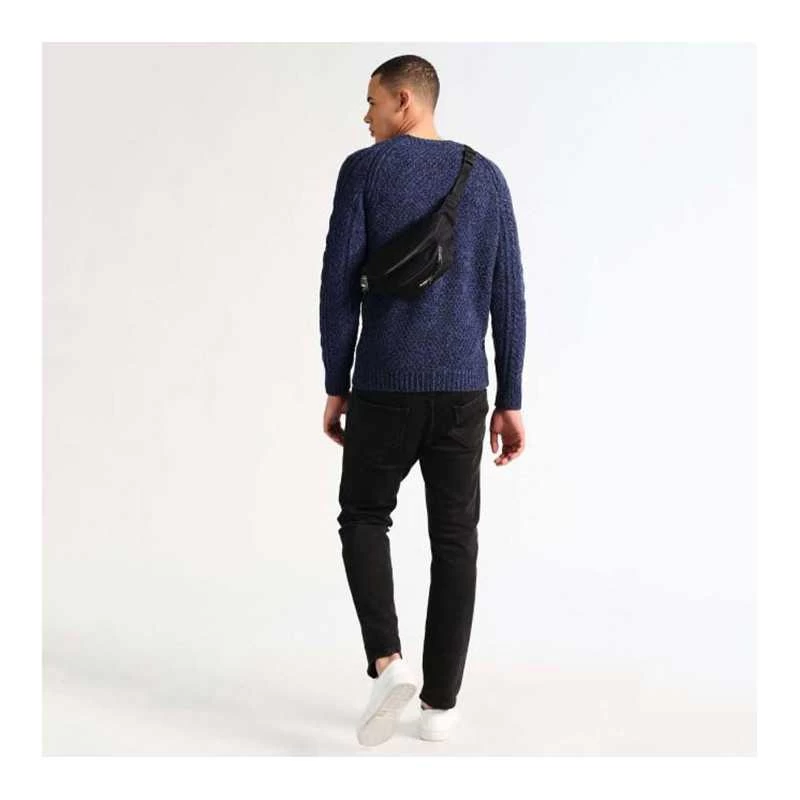 Eastpak Banane Doggy Bag 3 Litres Black 7 Eastpak Banane Doggy Bag 3 Litres Black – Image 5