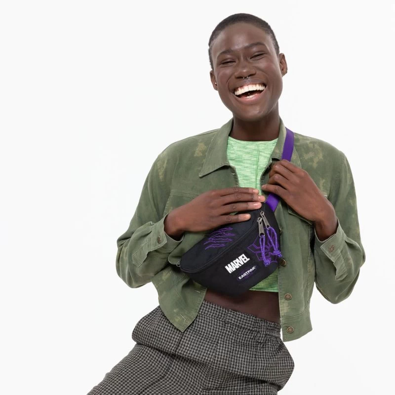 Eastpak Banane Springer 2 Litres Black Panther Embroided 10 Eastpak Banane Springer 2 Litres Black Panther Embroided – Image 8