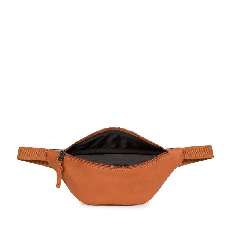 Eastpak Banane Springer 2 Litres Brandy Leather 4 Eastpak Banane Springer 2 Litres Brandy Leather – Image 2