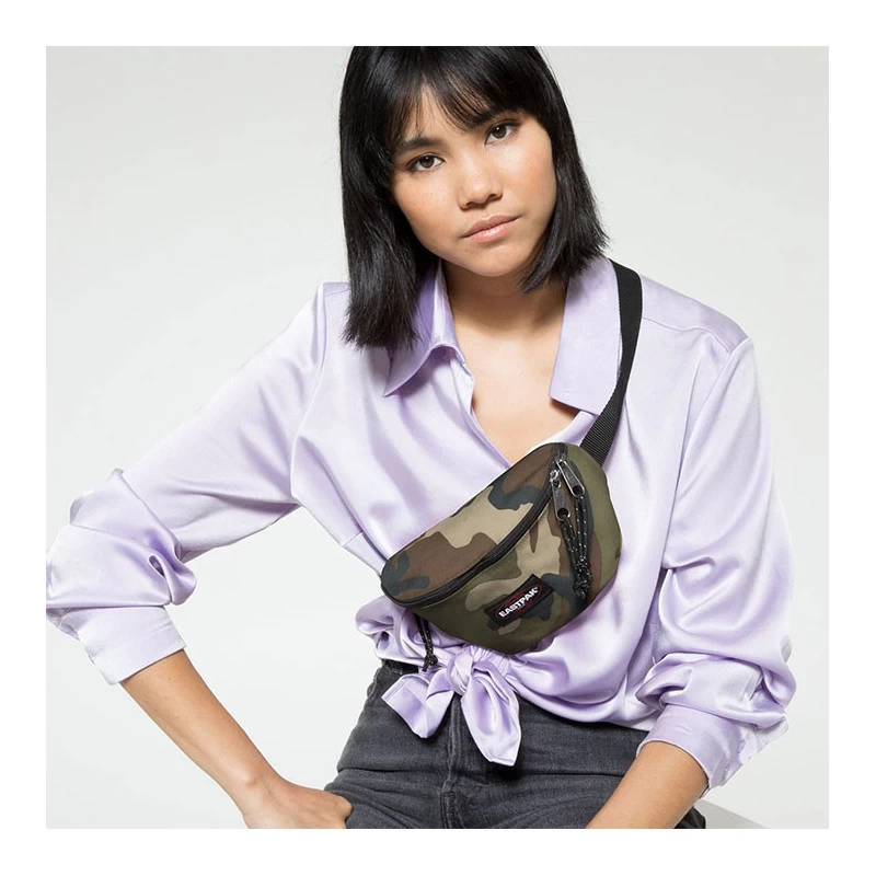 Eastpak Banane Springer 2 Litres Camo 7 Eastpak Banane Springer 2 Litres Camo – Image 5