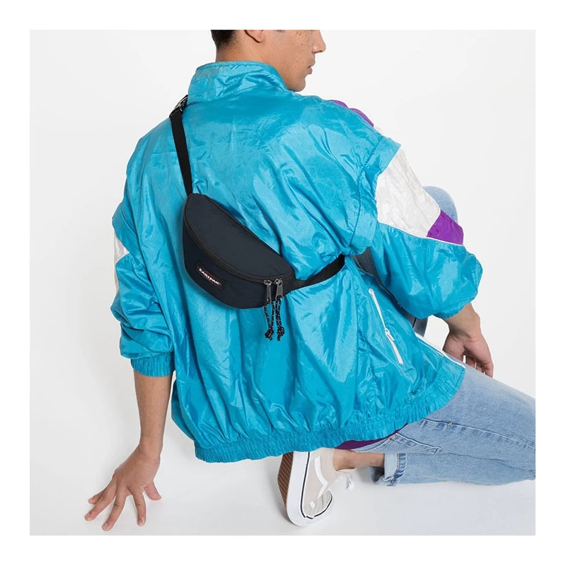 Eastpak Banane Springer 2 Litres Cloud Navy 6 Eastpak Banane Springer 2 Litres Cloud Navy – Image 4