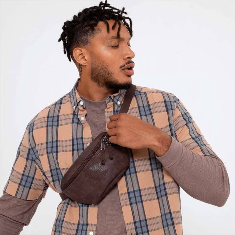 Eastpak Banane Springer 2 Litres Grained Brown2 6 Eastpak Banane Springer 2 Litres Grained Brown2 – Image 4