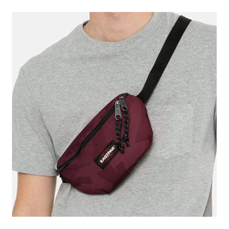 Eastpak Banane Springer 2 Litres Tonal Camo Red 7 Eastpak Banane Springer 2 Litres Tonal Camo Red – Image 5