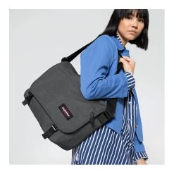 Eastpak Besace Delegate + 17 Pouces 38,5 Cm Black Denim 9 Eastpak Besace Delegate + 17 Pouces 38,5 Cm Black Denim -Delsey Paris Magasin besace delegate 17 pouces 385 cm black denim 3
