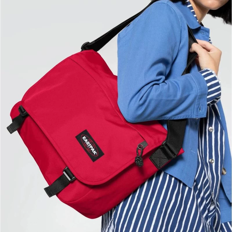 Eastpak Besace Delegate + 17 Pouces 38,5 Cm Sailor Red 8 Eastpak Besace Delegate + 17 Pouces 38,5 Cm Sailor Red – Image 6