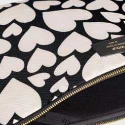 Wouf Housse Ordinateur 15" Et 16" 35.8 Cm Black Love 12 Wouf Housse Ordinateur 15" Et 16" 35.8 Cm Black Love -Delsey Paris Magasin housse ordinateur 15 et 16 358 cm black love 4