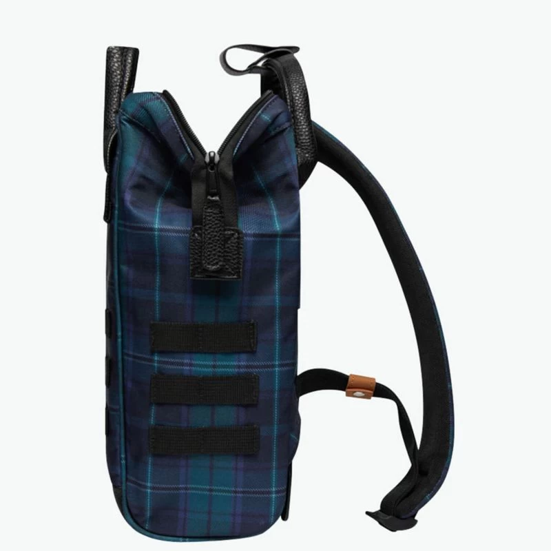 Cabaïa Sac à Dos Adventurer Mini 12 Litres + 2 Grandes Pochettes Birmingham 7 Cabaïa Sac à Dos Adventurer Mini 12 Litres + 2 Grandes Pochettes Birmingham – Image 5