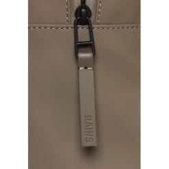 Rains Sac à Dos Base Bag 42 Cm Wood 9 Rains Sac à Dos Base Bag 42 Cm Wood -Delsey Paris Magasin sac a dos base bag 42 cm wood 3