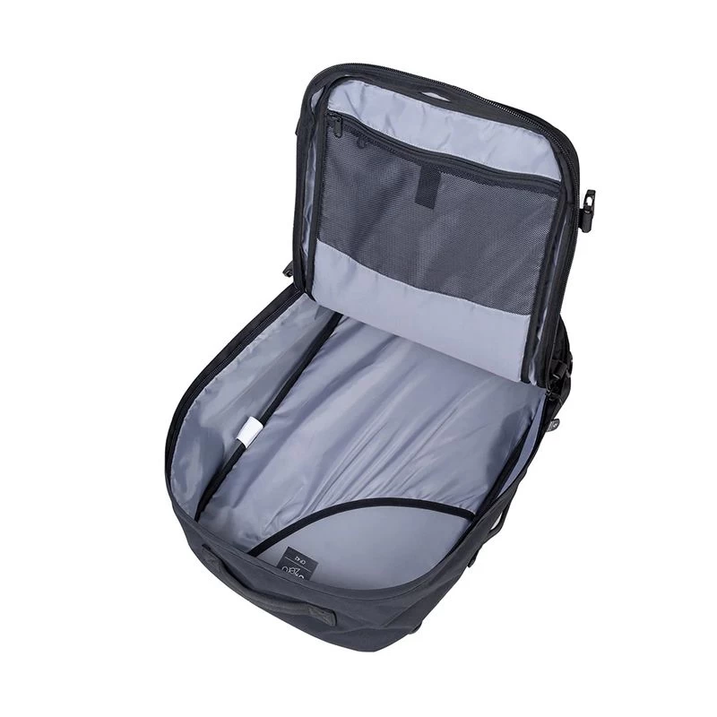 Sac à Dos Cabine Classic Plus 42 Litres Absolute Black 4 Sac à Dos Cabine Classic Plus 42 Litres Absolute Black – Image 2