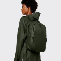 Rains Sac à Dos Field Bag 45 Cm Vert Sapin 12 Rains Sac à Dos Field Bag 45 Cm Vert Sapin -Delsey Paris Magasin sac a dos field bag 45 cm vert sapin 4
