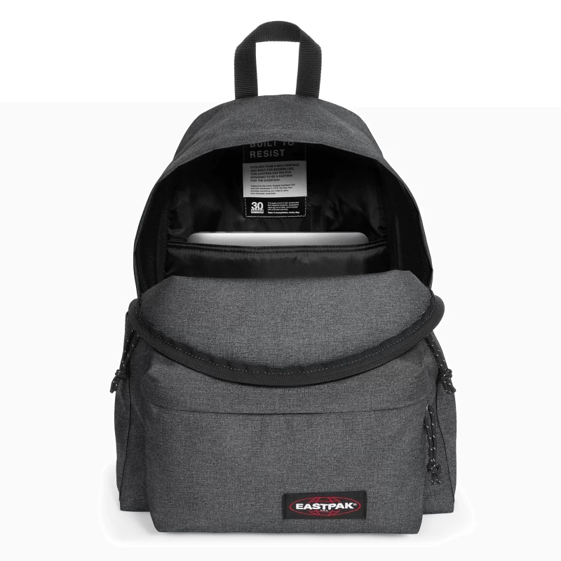 Eastpak Sac à Dos Ordinateur Day Pak'r 14 Pouces Black Denim 3 Eastpak Sac à Dos Ordinateur Day Pak'r 14 Pouces Black Denim
