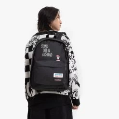 Eastpak Sac à Dos Ordinateur Out Of Office 13 Pouces Wally Silk Black -Delsey Paris Magasin sac a dos ordinateur out of office 13 pouces wally silk black 3