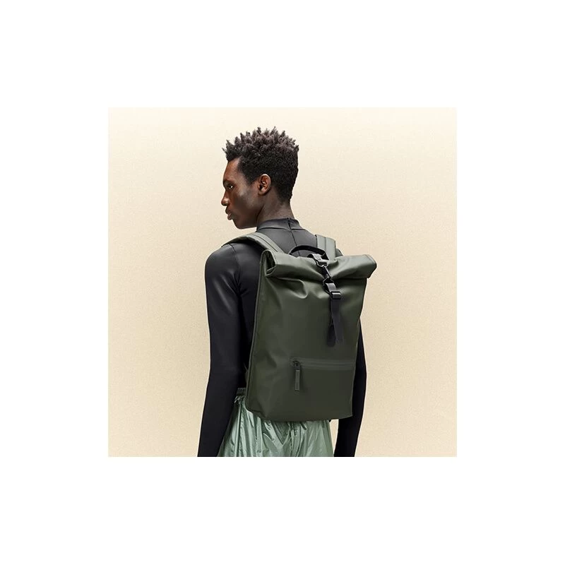 Rains Sac à Dos Rolltop Rucksack 48 Cm Green 6 Rains Sac à Dos Rolltop Rucksack 48 Cm Green – Image 4