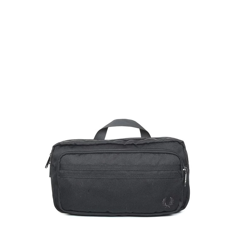 Fred Perry Sac Banane Tonal Tipped Cross Body Bag 5 Litres Black 4 Fred Perry Sac Banane Tonal Tipped Cross Body Bag 5 Litres Black – Image 2