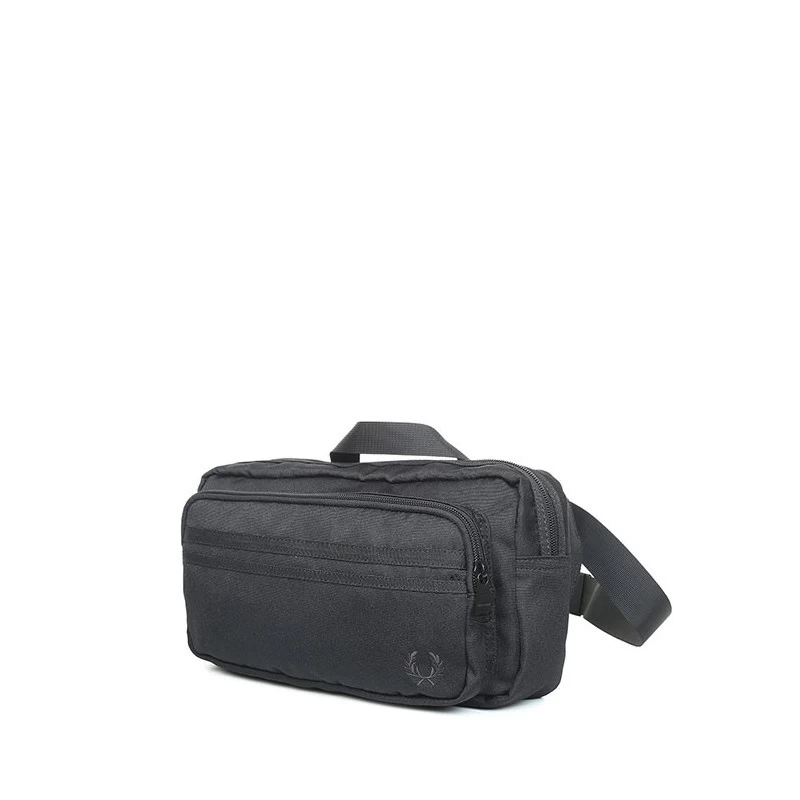 Fred Perry Sac Banane Tonal Tipped Cross Body Bag 5 Litres Black 3 Fred Perry Sac Banane Tonal Tipped Cross Body Bag 5 Litres Black