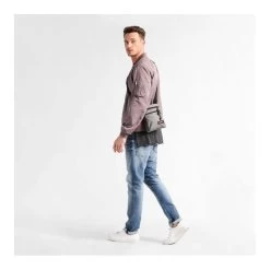 Eastpak Sac Bandoulière Rusher 1.5 Litres Sunday Grey 9 Eastpak Sac Bandoulière Rusher 1.5 Litres Sunday Grey -Delsey Paris Magasin sac bandouliere rusher 1 5 litres sunday grey 3