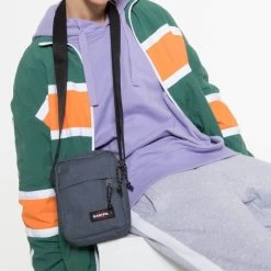 Eastpak Sac Bandoulière The One 2.5 Litres Crafty Jeans 9 Eastpak Sac Bandoulière The One 2.5 Litres Crafty Jeans -Delsey Paris Magasin sac bandouliere the one 25 litres crafty jeans 3