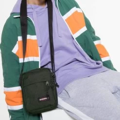 Eastpak Sac Bandoulière The One 2.5 Litres Crafty Moss -Delsey Paris Magasin sac bandouliere the one 25 litres crafty moss 4