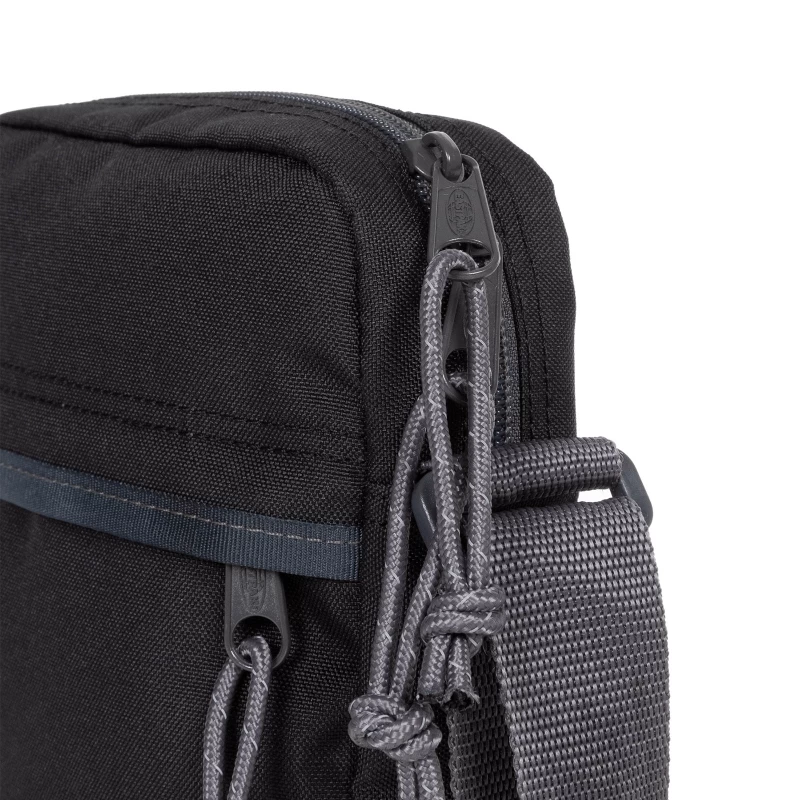 Eastpak Sac Bandoulière The One 2.5 Litres Kontrast Grade Grey 6 Eastpak Sac Bandoulière The One 2.5 Litres Kontrast Grade Grey – Image 4
