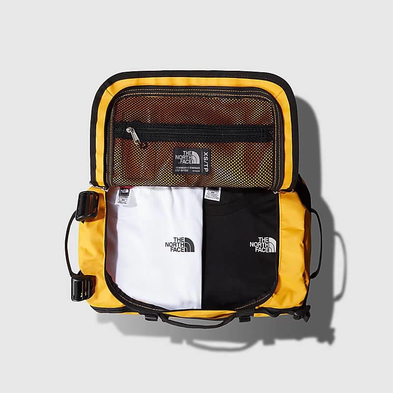 The North Face Sac De Voyage Duffel Base Camp XS 31L Jaune Et Noir 4 The North Face Sac De Voyage Duffel Base Camp XS 31L Jaune Et Noir – Image 2