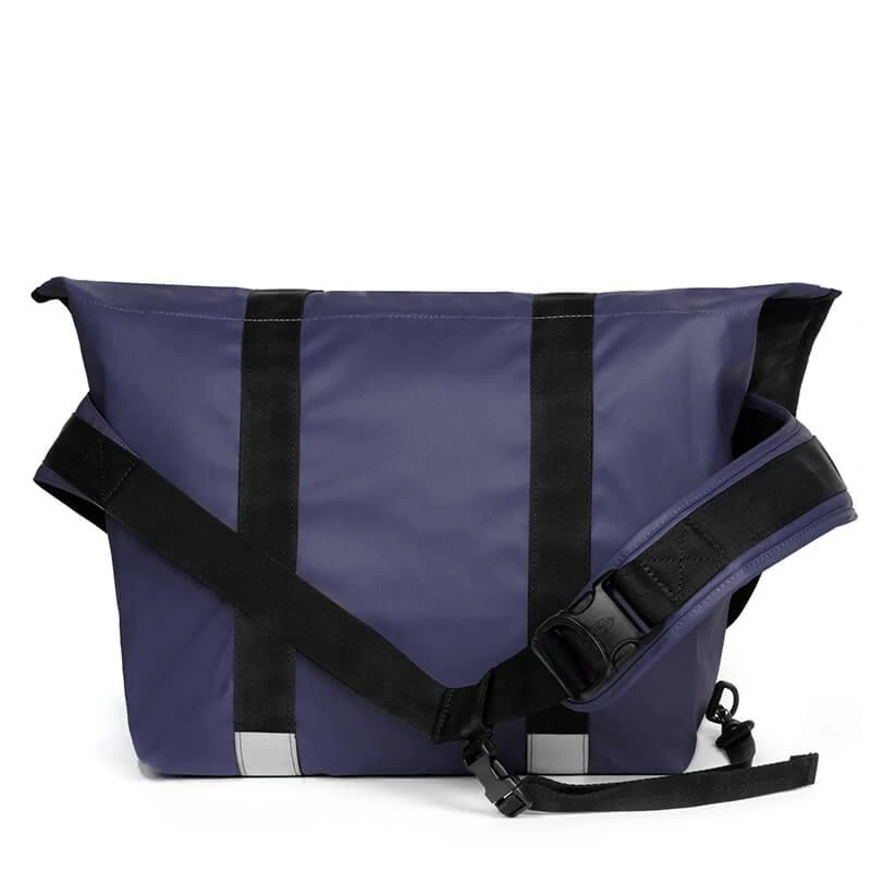 Eastpak Sac épaule Ordinateur Compatible Vélo Messer Bike Tarp Nearby 10 Eastpak Sac épaule Ordinateur Compatible Vélo Messer Bike Tarp Nearby – Image 8