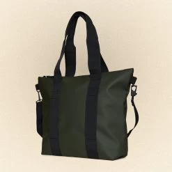Rains Sac Shopping Tote Bag Mini 36 Cm Green 7 Rains Sac Shopping Tote Bag Mini 36 Cm Green -Delsey Paris Magasin sac shopping tote bag mini 36 cm green 2