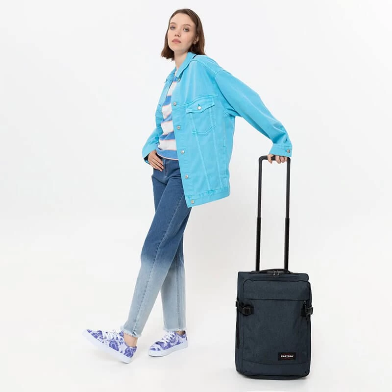 Eastpak Valise Cabine Souple Tranverz XXS Underseater 45 Cm Triple Denim 8 Eastpak Valise Cabine Souple Tranverz XXS Underseater 45 Cm Triple Denim – Image 6